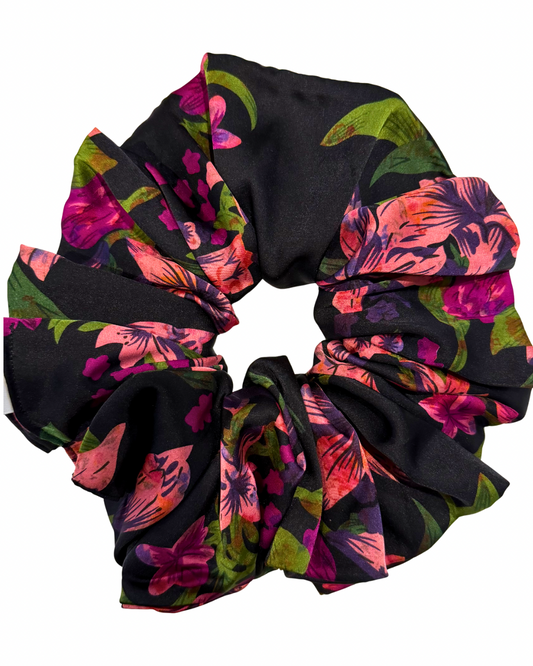 Scrunchie - Black Rose